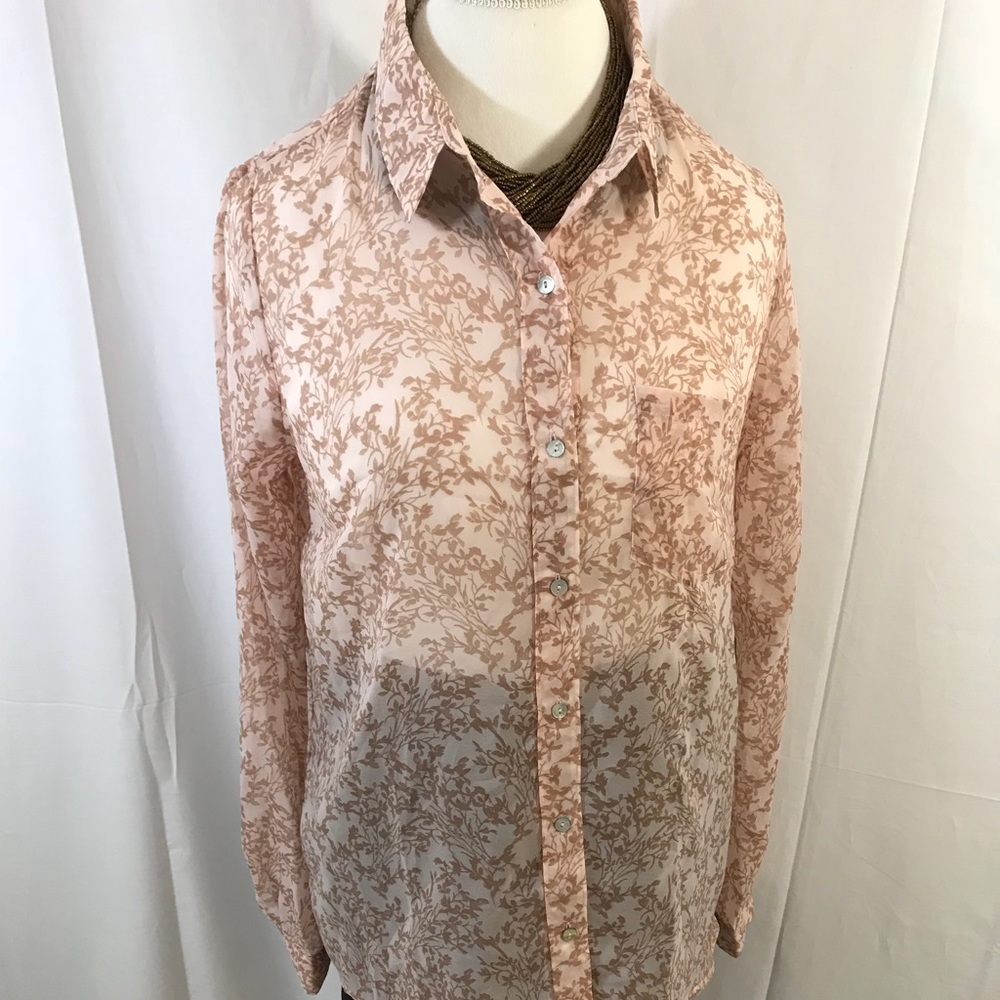 Forever 21 Peach Floral Button Down Ladies Blouse